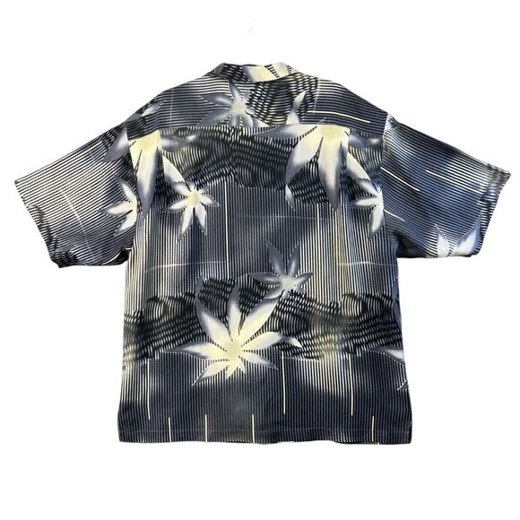 Xl Tommy Bahama | 100% Silk Button Down Hawaiian Shirt - Picture 12 of 15